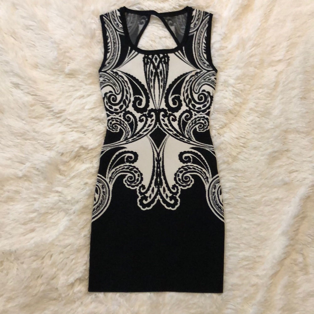 Guess Xs White & Black Dress